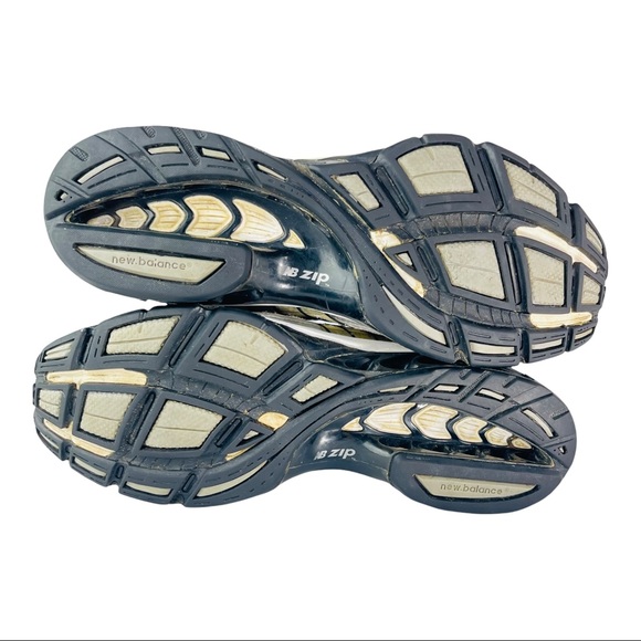 New Balance 8507 White Black Zip Running Shoes 9.5 - Picture 9 of 12